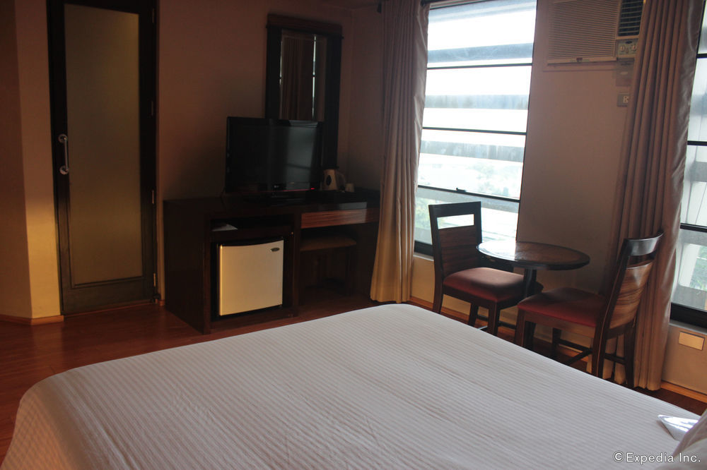 Soleste Suites Quezon City Eksteriør billede