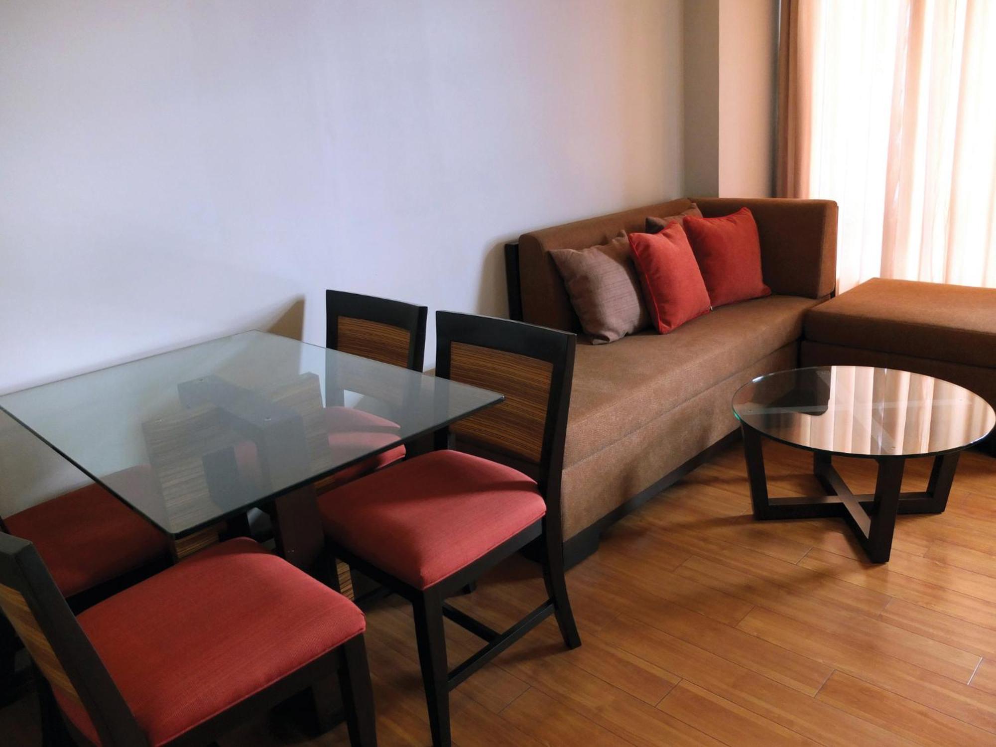 Soleste Suites Quezon City Eksteriør billede
