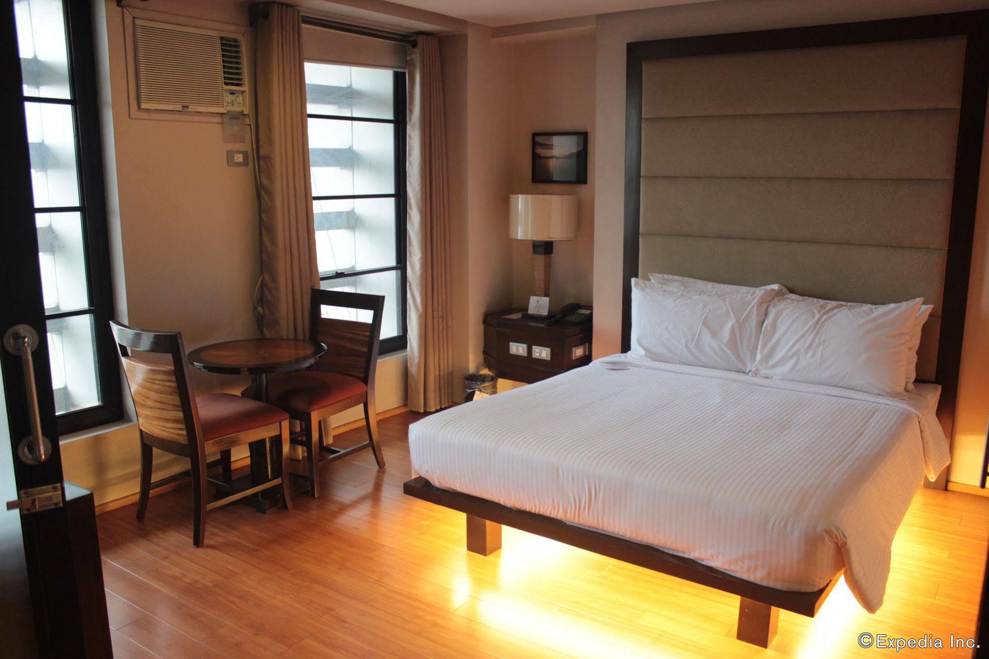 Soleste Suites Quezon City Eksteriør billede