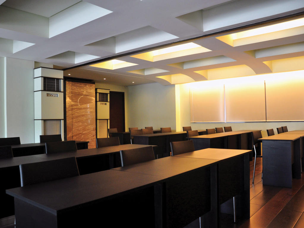 Soleste Suites Quezon City Eksteriør billede