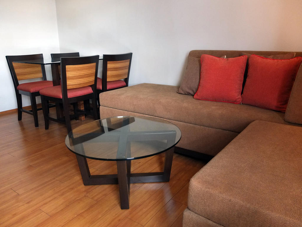 Soleste Suites Quezon City Eksteriør billede