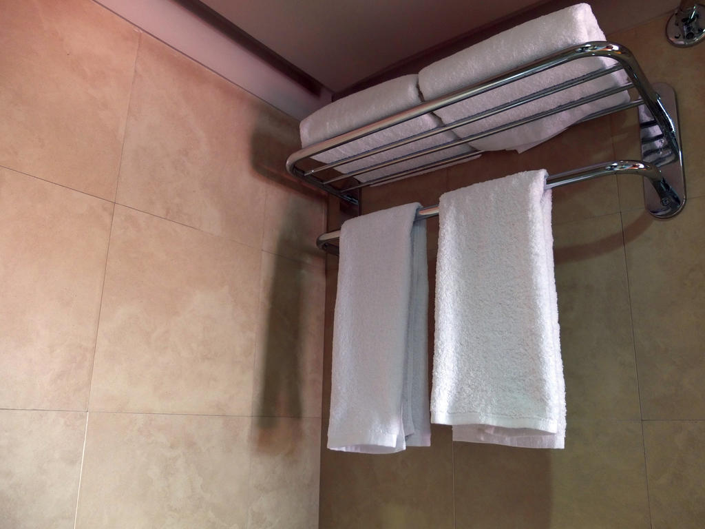 Soleste Suites Quezon City Eksteriør billede